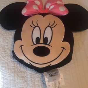Disney Minnie Mouse pillow, 14x13 Nwot